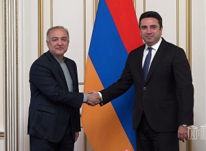 Ալեն Սիմոնյանը հանդիպել է Իրանի դեսպանի հետ