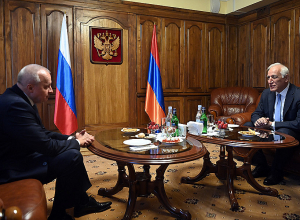 Վահագն Խաչատուրյանն այցելել է Հայաստանում Ռուսաստանի դեսպանատուն