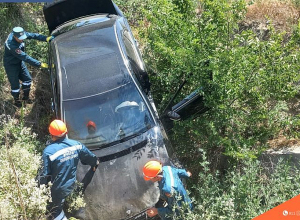 Ավտոմեքենան դուրս է եկել ճանապարհի երթևեկելի հատվածից և հայտնվել սելավատարում