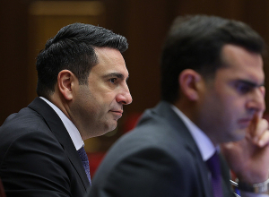 ԱԺ-ն հայտարարություն է ընդունել բռնությամբ իշխանությանը տիրանալու անթույլատրելիության վերաբերյալ