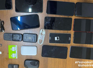 «Արմավիր» քրեակատարողական հիմնարկի կալանավորված անձի համար բերված սառնարանի միջից հայտնաբերվել են մեծ քանակությամբ արգելված իրեր