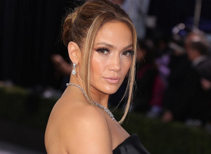 6 միլիոն դոլար պետբյուջեից՝ Ջենիֆեր Լոպեսի համերգին, 37 հազար դոլար՝ նրա երկօրյա սննդին, 185 հազար դոլար՝ հյուրանոցներին․ Ազատություն