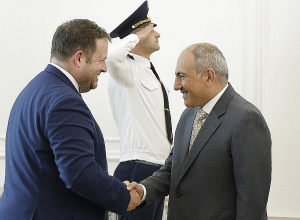 Փաշինյանն ընդունել է Մեծ Բրիտանիայի Պետնախարարին