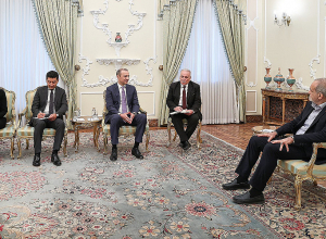 Արմեն Գրիգորյանը հանդիպել է Իրանի նախագահի հետ