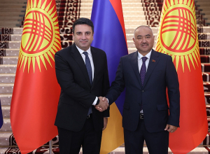 Ալեն Սիմոնյանը հանդիպել է Ղրղզստանի խորհրդարանի նախագահի հետ