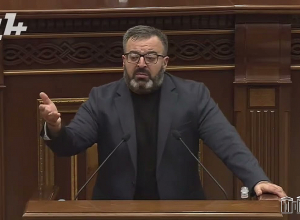 Ստոկհոլմի արբիտրաժի որոշումն ինչո՞ւ չեք կատարում. Գառնիկ Դանիելյանը՝ ՀԾԿՀ նախագահին