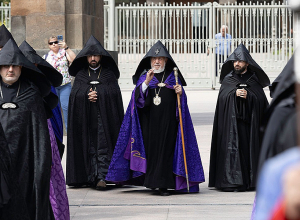 Խաչվերացի տոնը՝ Մայր Աթոռում