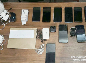 «Արմավիր» ՔԿՀ-ում խուզարկությամբ հայտնաբերվել են հեռախոսներ, դեղահաբեր ու ինքնաշեն պարագաներ