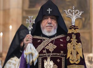 Ամենայն Հայոց Կաթողիկոսը մեկնեց Վատիկան