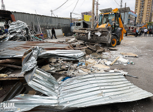 Գնունու շուկայի տաղավարներն ապամոնտաժվում են (լուսանկարներ)