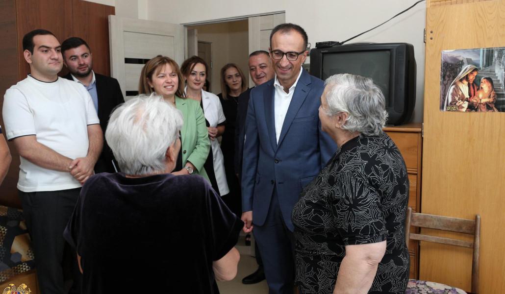 556145439_1215871470584668_3288408921435531544_n