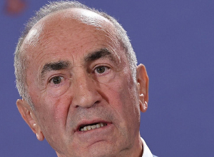 Բա չեք ամաչում, էս ի՞նչ հեքիաթ եք պատմում 1 միլիարդի մասին. Ռոբերտ Քոչարյանը՝ Փաշինյանին