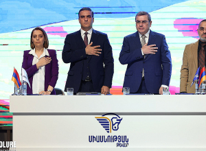 Արման Թաթոյանը քաղաքական հայտ է ներկայացնում․ ՈՒՂԻՂ