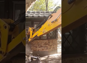 Սարյանի պուրակում ապամոնտաժվել են համայնքի հողի վրա կառուցված ինքնակամ շինությունները