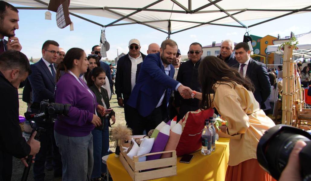 561670194_1251346933701354_2098011691396362523_n