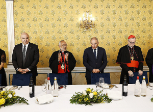 Վարչապետը մասնակցել է ի պատիվ Արք. Իգնատիոս Մալոյանի սրբադասման տրված ճաշին