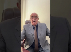 Եկեք, շրջապատեք քաղաքապետարանը. Գյումրու փոխքաղաքապետի կոչը գյումրեցիներին