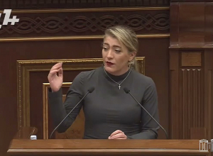 Տեր Արամը ազատ խոսքի իրավունքն է իրականացնում, կաթողիկոսը նրան կարգալույծ է անում․ ՔՊ պատգամավոր