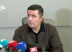 Ես համոզմունք ունեմ, որ էս նիստում լիցենզիազիայից զրկելու են