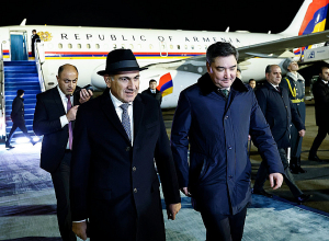 Փաշինյանը պաշտոնական այցով ժամանել է Ղազախստան