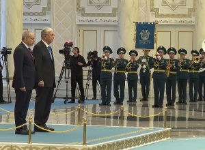 Դիմավորման պաշտոնական արարողություն՝ Ղազախստանի նախագահի նստավայրում