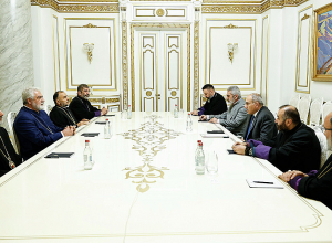 Վարչապետը հանդիպում է ունեցել Հայաստանյայց Առաքելական Սուրբ Եկեղեցու մի խումբ եպիսկոպոսների հետ
