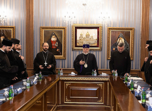 Կաթողիկոսն ընդունեց քառասնօրյա պատրաստության շրջանն ավարտած նորաօծ քահանաներին