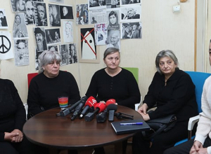 «Ո՞վ կա սպանությունների հետեւում, որ վախենում են բացահայտել»