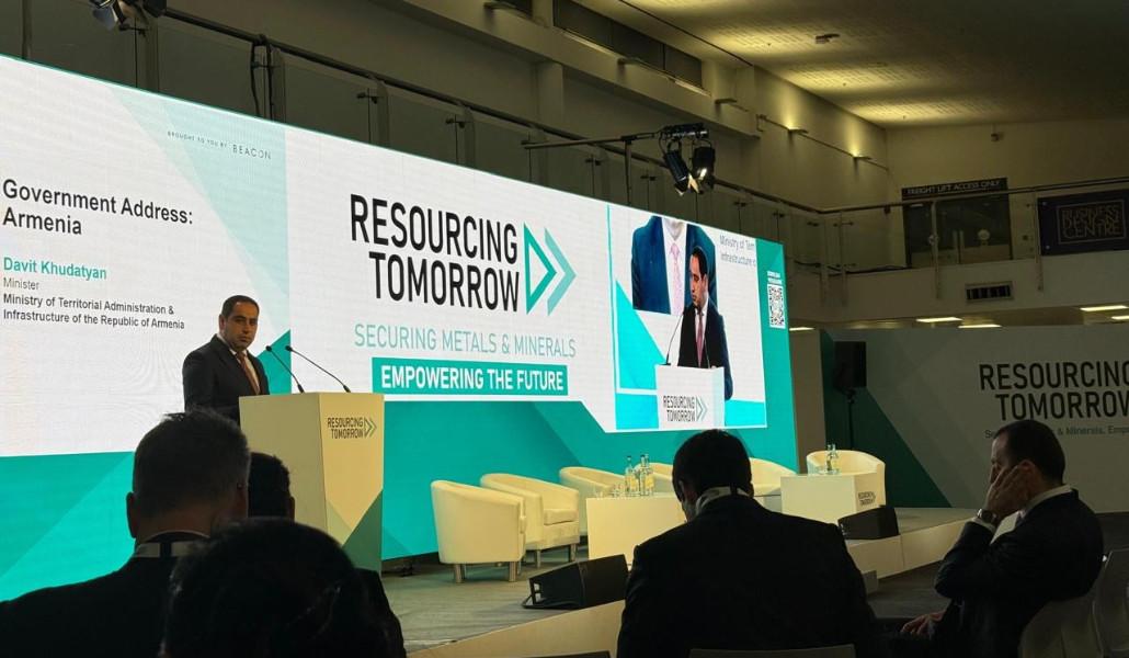 0bf7ff67-a817-4fb4-985b-e5f345f1c2a4