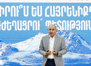 Փաշինյանը հանդիպում է ունեցել Քանաքեռ–Զեյթուն վարչական շրջանի մի խումբ ուսանողների և աշակերտների հետ