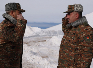 ԶՈՒ ԳՇ պետն այցելել է հանրապետության արևելյան սահմանագոտի