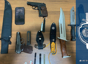 Լիցքավորված ատրճանակ և թմրամիջոց․ Համայնքային ոստիկանների, պարեկների և գվարդիայի ծառայողների բացահայտումը