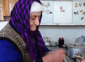 Վերջը հարևանի տղեն ուզեց ու չփոշմանեց. Գյուլնարա տատ