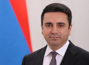 Անցյալում են մնացել այն ընկալումները, երբ բանակը դիտարկվում էր միայն պատերազմի համատեքստում․ Ալեն Սիմոնյան