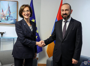 Արարատ Միրզոյանը հանդիպում է ունեցել Վենետիկի հանձնաժողովի նախագահ Մարտա Կարպատիայի հետ