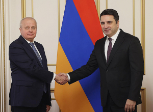 Ալեն Սիմոնյանն ընդունել է Հայաստանում ՌԴ դեսպանին