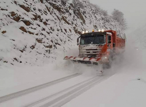 Սաստիկ բքի պատճառով Մեղրիի լեռնանցքը ժամանակավորապես փակ է