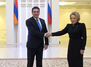 Ալեն Սիմոնյանը հանդիպել է Վալենտինա Մատվիենկոյի հետ