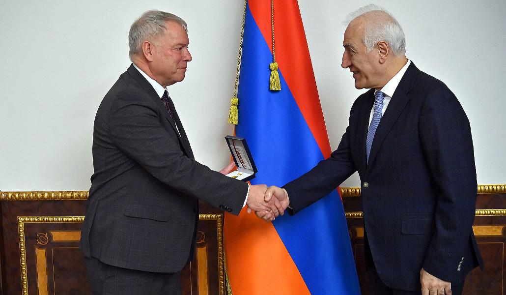 629298051_1235296575368155_3556607243996280140_n