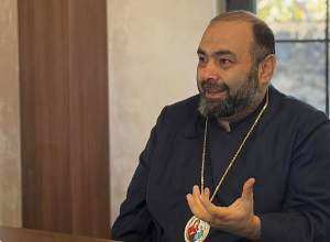 Մկրտիչ Սրբազանն ազատվել է կալանքից