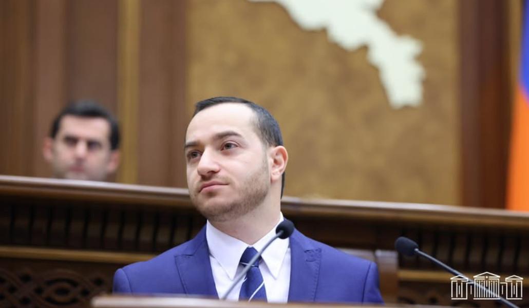 634123502_1243185197920445_939891430675512206_n