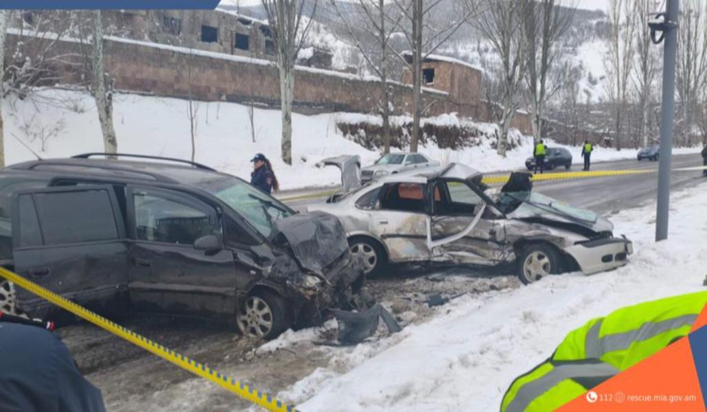 c0a00cf7-b5ef-41d4-bc55-b99e761e308f