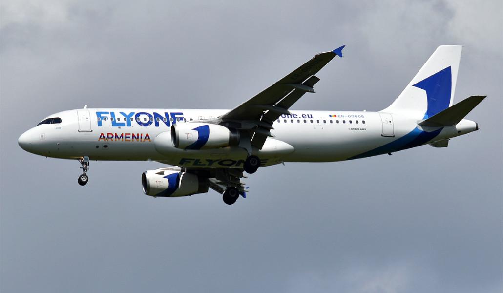 Flyone_Armenia,_ER-00006,_Airbus_A320-232
