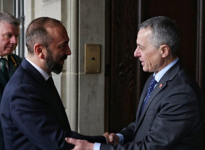 Միրզոյանը Հարավային Կովկասի, Մերձավոր Արևելքի շուրջ քննարկում է ունեցել Շվեյցարիայում