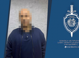 Քրեական աստիճանակարգության բարձրագույն կարգավիճակ տալու կամ ստանալու կամ պահպանելու մեղադրանքով հետախուզվողը ներկայացել է ՆԳՆ ոստիկանություն