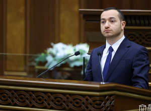 ԱԺ-ն ընդունել է ԱԲ-ով գեներացված բովանդակության պարտադիր մակնշման պահանջ սահմանող օրինագիծ