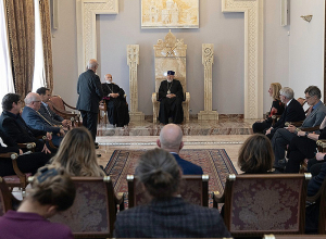 Կաթողիկոսն ընդունել է «Ռենովաբիս»-ի պատվիրակությանը