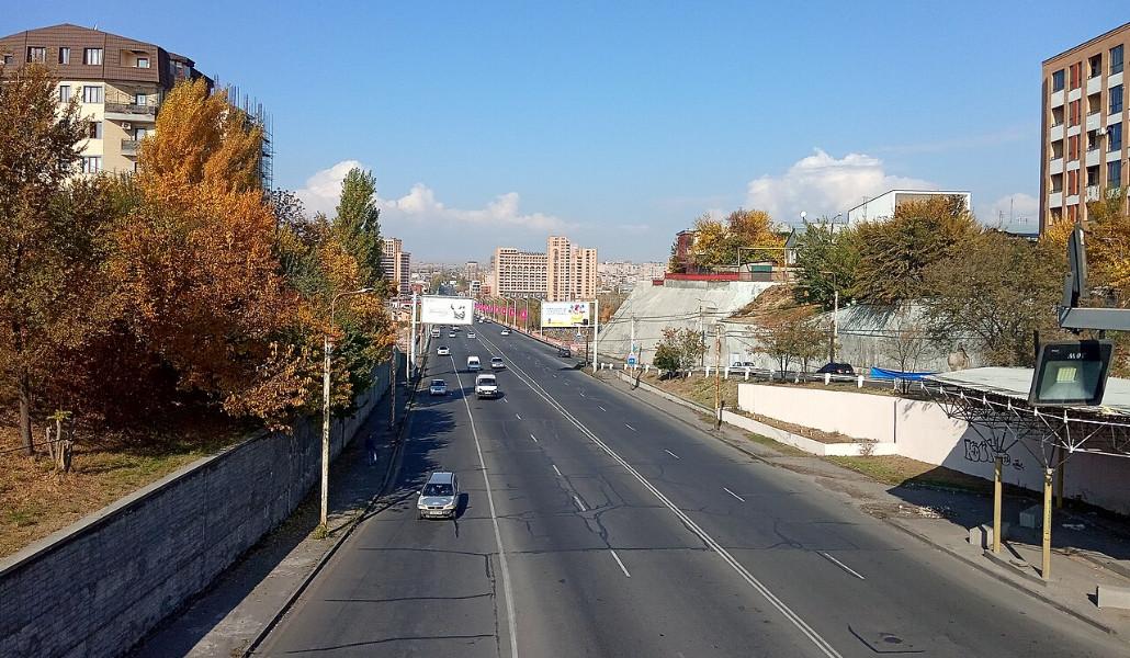 Vagharshyan_street,_Yerevan_04