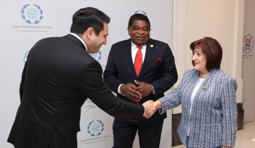 Հայաստանի եւ Ադրբեջանի խորհրդարանների նախագահները ընդգծել են կառուցողական խորհրդարանական երկխոսության շարունակման կարեւորությունը