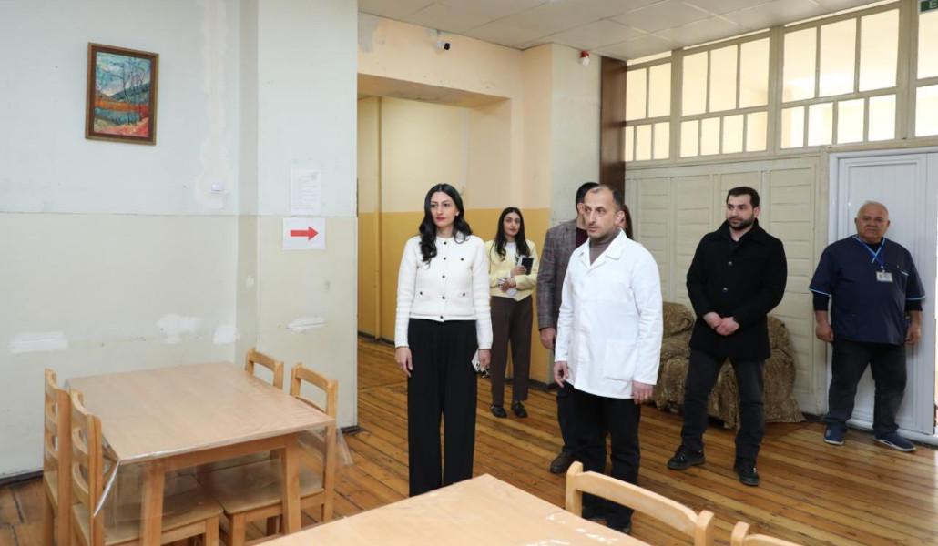 Անահիտ Մանասյանն այցելել է Լոռու մարզային հոգենյարդաբանական դիսպանսեր